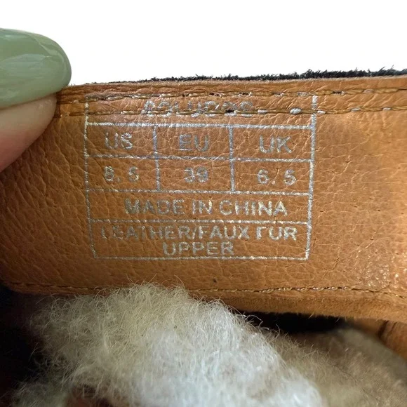 Soludos Womens Black Suede Faux Fur Lug Sole Hiker Boots 8.5 US 39 EU - Picture 11 of 11